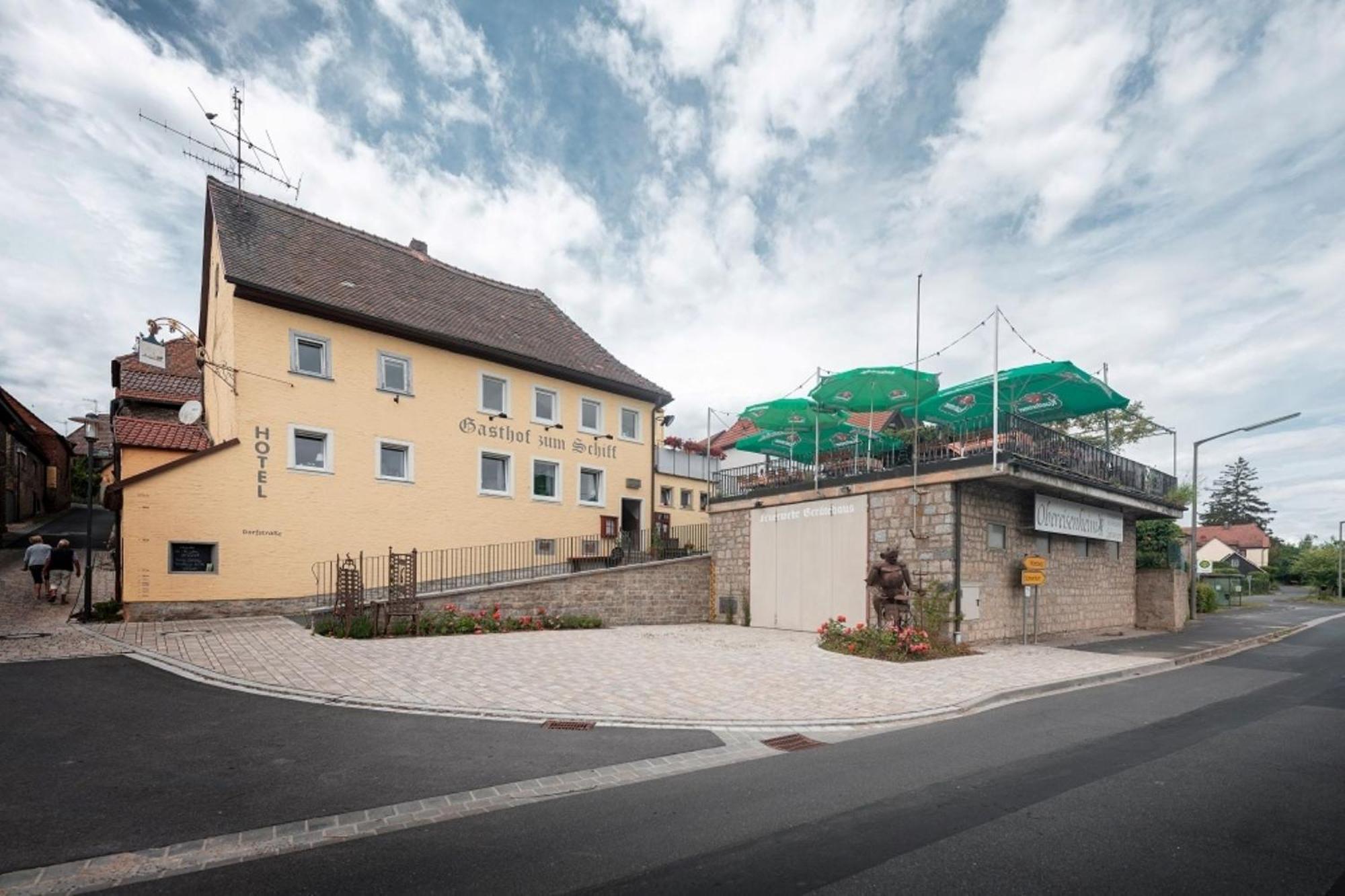 Gasthof Zum Schiff Obereisenheim Exterior foto